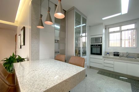 Apartamento à venda com 106m², 3 quartos e 2 vagasBancada da Cozinha
