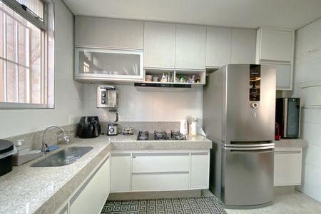 Apartamento à venda com 106m², 3 quartos e 2 vagasCozinha