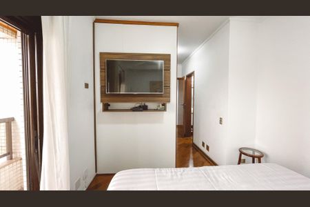 Apartamento à venda com 150m², 4 quartos e 3 vagas Apartamento à venda com 150m², 4 quartos e 3 vagasSuíte 1