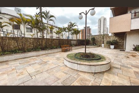 Apartamento à venda com 150m², 4 quartos e 3 vagas Apartamento à venda com 150m², 4 quartos e 3 vagasÁrea comum