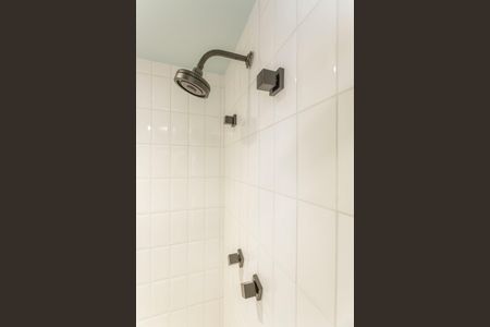 Apartamento à venda com 51m², 2 quartos e 1 vaga Apartamento à venda com 51m², 2 quartos e 1 vagaBanheiro Social