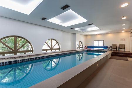 Apartamento à venda com 51m², 2 quartos e 1 vaga Apartamento à venda com 51m², 2 quartos e 1 vagaÁrea comum - Piscina