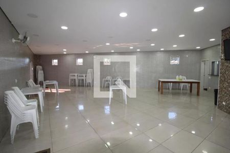 Apartamento para alugar com 50m², 2 quartos e 1 vaga Apartamento para alugar com 50m², 2 quartos e 1 vagaÁrea comum - Salão de festas
