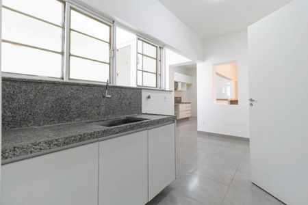 Apartamento à venda com 247m², 4 quartos e 2 vagasÁrea de serviço 