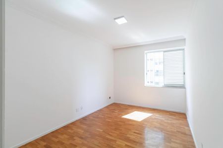 Apartamento à venda com 247m², 4 quartos e 2 vagasQuarto 2