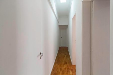 Apartamento à venda com 247m², 4 quartos e 2 vagasCorredor