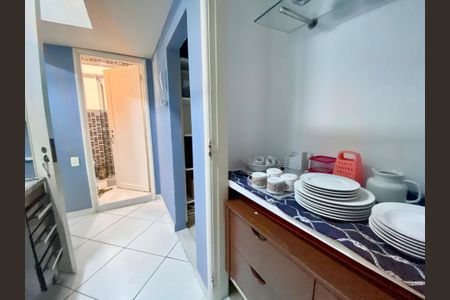 Apartamento para alugar com 250m², 3 quartos e sem vaga Apartamento para alugar com 250m², 3 quartos e sem vagaCozinha 1