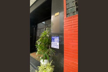 Apartamento para alugar com 250m², 3 quartos e sem vaga Apartamento para alugar com 250m², 3 quartos e sem vagaPlaca