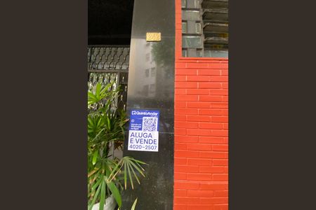 Apartamento para alugar com 250m², 3 quartos e sem vaga Apartamento para alugar com 250m², 3 quartos e sem vagaPlaca