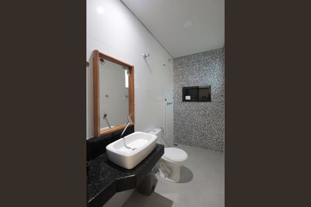 Casa para alugar com 74m², 2 quartos e 1 vagaBanheiro Social