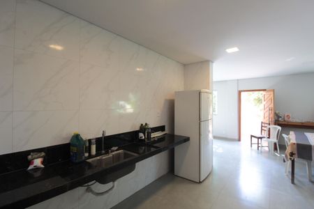 Casa para alugar com 74m², 2 quartos e 1 vagaCozinha e Área de Serviço