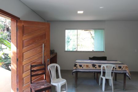 Sala de casa para alugar com 2 quartos, 74m² em Viena (Justinópolis), Ribeirão das Neves