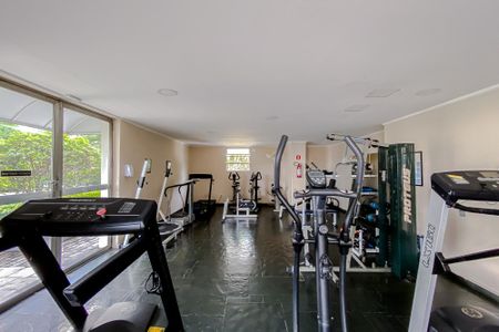 Apartamento à venda com 90m², 3 quartos e 2 vagasÁrea comum - Academia