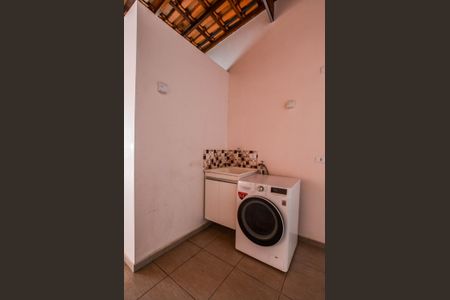 Apartamento à venda com 140m², 2 quartos e 2 vagasÁrea de Serviço