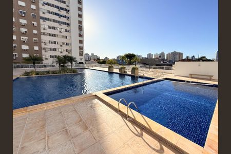 Apartamento à venda com 59m², 2 quartos e 1 vaga Apartamento à venda com 59m², 2 quartos e 1 vagaÁrea comum - Piscina