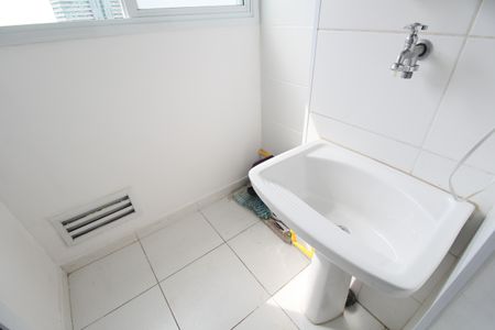 Apartamento à venda com 57m², 2 quartos e 1 vagaÁrea de Serviço