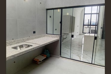 Casa à venda com 3 quartos, 160m² em Vila Metalúrgica, Santo André