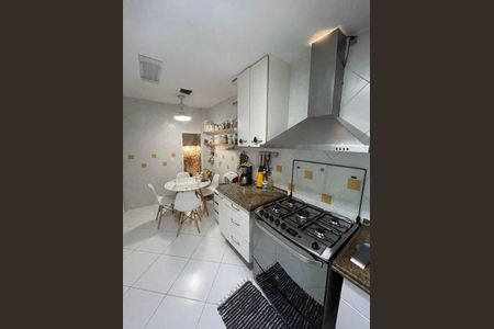 Casa à venda com 5 quartos, 259m² em Recreio dos Bandeirantes, Rio de Janeiro