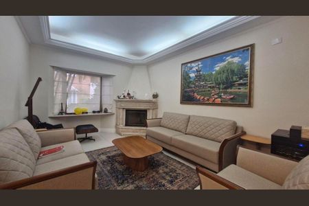 Casa de condomínio à venda com 290m², 4 quartos e 3 vagas