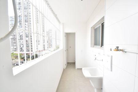 Apartamento à venda com 96m², 2 quartos e 1 vaga Apartamento à venda com 96m², 2 quartos e 1 vagaÁrea de Serviço