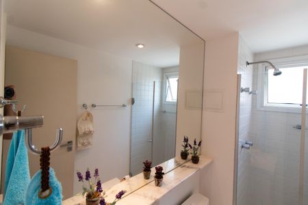 Apartamento à venda com 145m², 2 quartos e 2 vagas Apartamento à venda com 145m², 2 quartos e 2 vagasBanheiro