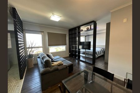 Sala de apartamento para alugar com 1 quarto, 43m² em Melville Empresarial Ii, Barueri