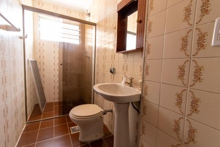 Banheiro de apartamento à venda com 1 quarto, 48m² em Vila Industrial (campinas), Campinas