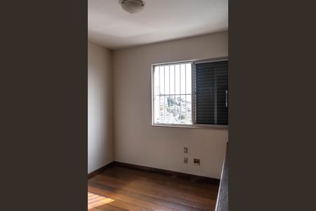 Apartamento para alugar com 300m², 4 quartos e 2 vagas Apartamento para alugar com 300m², 4 quartos e 2 vagasQuarto 2