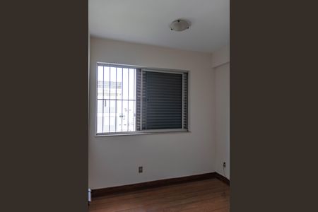 Apartamento para alugar com 300m², 4 quartos e 2 vagas Apartamento para alugar com 300m², 4 quartos e 2 vagasQuarto 3