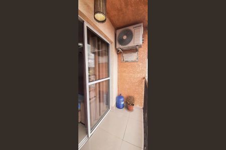 Apartamento à venda com 52m², 2 quartos e 1 vaga Apartamento à venda com 52m², 2 quartos e 1 vagaSacada