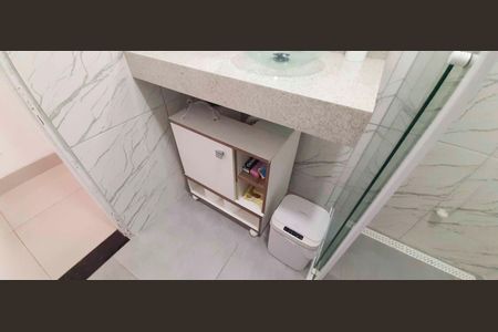 Apartamento à venda com 52m², 2 quartos e 1 vaga Apartamento à venda com 52m², 2 quartos e 1 vagaBanheiro