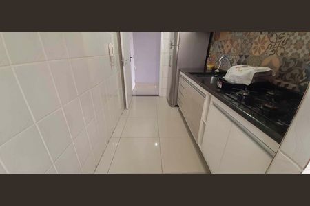 Apartamento à venda com 52m², 2 quartos e 1 vaga Apartamento à venda com 52m², 2 quartos e 1 vagaCozinha