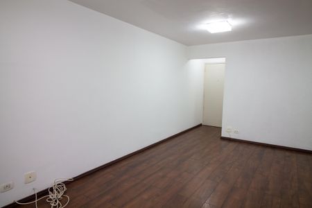 Apartamento à venda com 77m², 2 quartos e 1 vaga Apartamento à venda com 77m², 2 quartos e 1 vagaSala