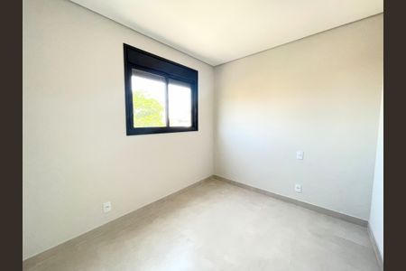 Apartamento à venda com 75m², 3 quartos e 2 vagasQuarto 2