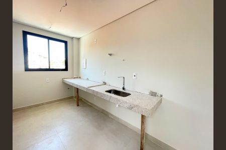 Cozinha de apartamento à venda com 3 quartos, 112m² em Itapoã, Belo Horizonte