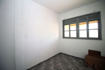 Quarto de apartamento à venda com 1 quarto, 36m² em Olaria, Rio de Janeiro