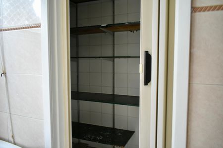 Apartamento à venda com 50m², 1 quarto e 1 vaga Apartamento à venda com 50m², 1 quarto e 1 vagaDespensa