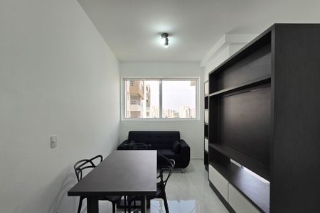 Sala de kitnet/studio para alugar com 1 quarto, 37m² em Jardim do Mar, São Bernardo do Campo