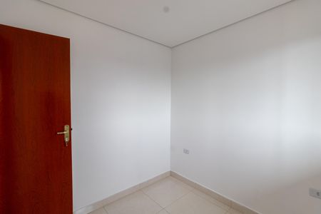 Quarto 1 de apartamento para alugar com 2 quartos, 38m² em Jardim Maringa, São Paulo