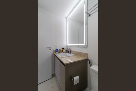 Apartamento para alugar com 90m², 1 quarto e 2 vagas Apartamento para alugar com 90m², 1 quarto e 2 vagasBanheiro da Suíte