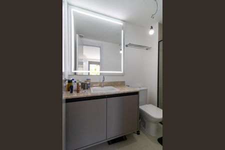 Apartamento para alugar com 90m², 1 quarto e 2 vagas Apartamento para alugar com 90m², 1 quarto e 2 vagasBanheiro da Suíte