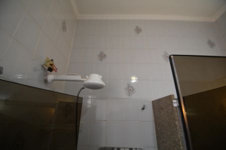 Casa à venda com 157m², 4 quartos e 2 vagasBanheiro