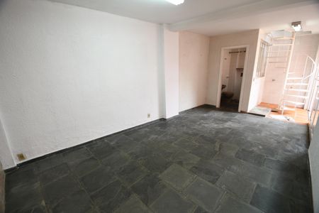 Casa à venda com 157m², 4 quartos e 2 vagasQuarto Suíte 1 - Externa