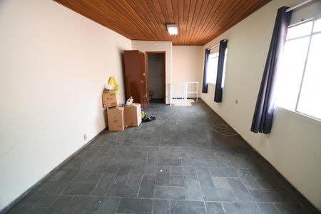 Casa à venda com 157m², 4 quartos e 2 vagasQuarto Suíte 2 - Externa