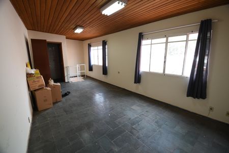 Casa à venda com 157m², 4 quartos e 2 vagasQuarto Suíte 2 - Externa