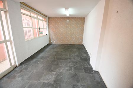 Casa à venda com 157m², 4 quartos e 2 vagasQuarto Suíte 1 - Externa