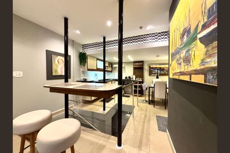 Apartamento para alugar com 110m², 2 quartos e 1 vaga Apartamento para alugar com 110m², 2 quartos e 1 vagaCozinha 1