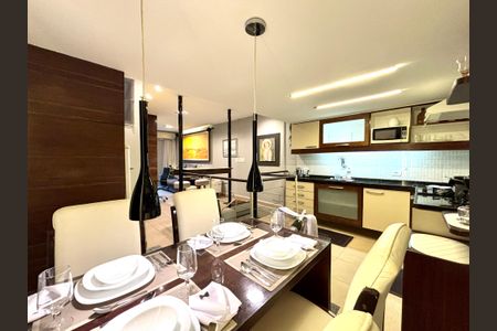 Apartamento para alugar com 110m², 2 quartos e 1 vaga Apartamento para alugar com 110m², 2 quartos e 1 vagaCozinha 1