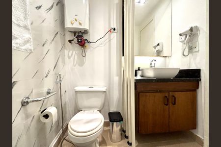 Apartamento para alugar com 110m², 2 quartos e 1 vaga Apartamento para alugar com 110m², 2 quartos e 1 vagaBanheiro social 2