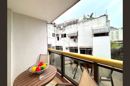 Apartamento para alugar com 110m², 2 quartos e 1 vaga Apartamento para alugar com 110m², 2 quartos e 1 vagaVaranda da sala 2